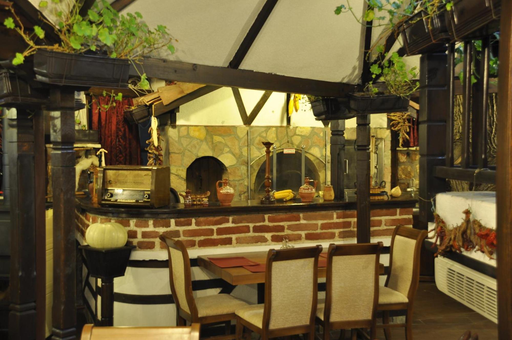 Hotel Manastir Berovo Kültér fotó